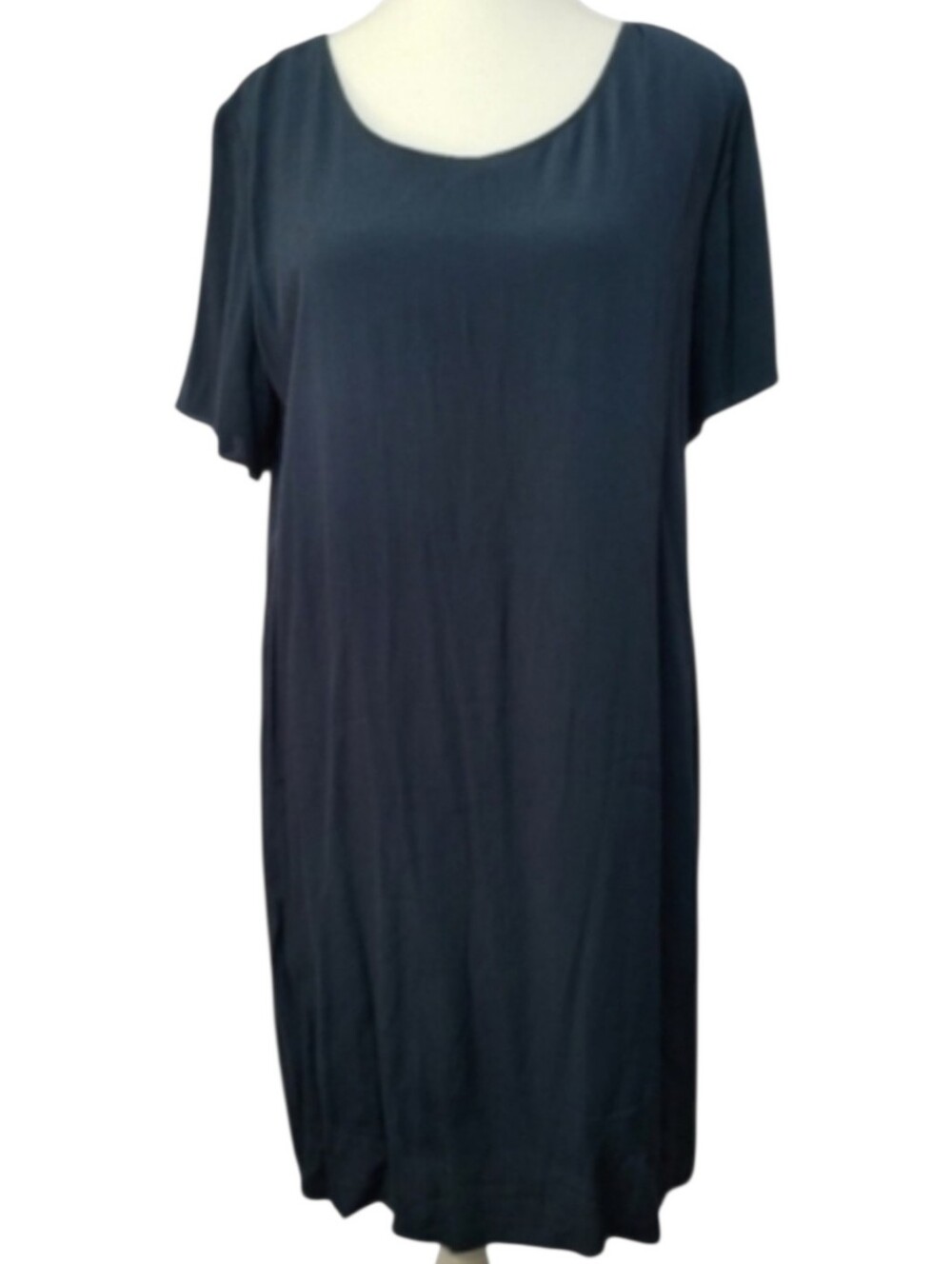Wilfred Free Aritzia green midi shirt dress size M minimalist casual chic